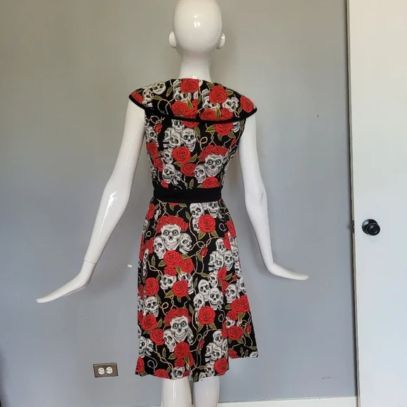 Banned Apparel Skull And Roses Dress, VGUC, Approximate Size S - Picture 3 of 7